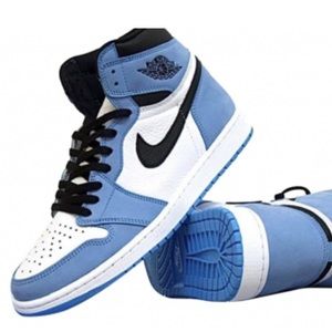 Meet your Posher, Travis